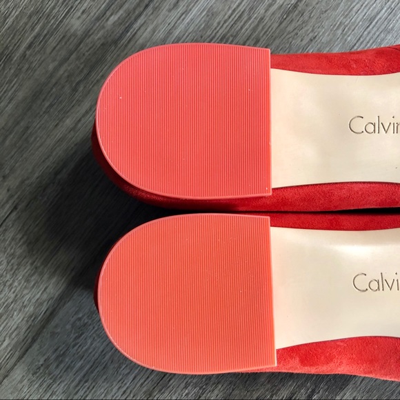 **SOLD**CALVIN KLEIN | Women’s Shoes | Suede | US9 - Picture 6 of 6